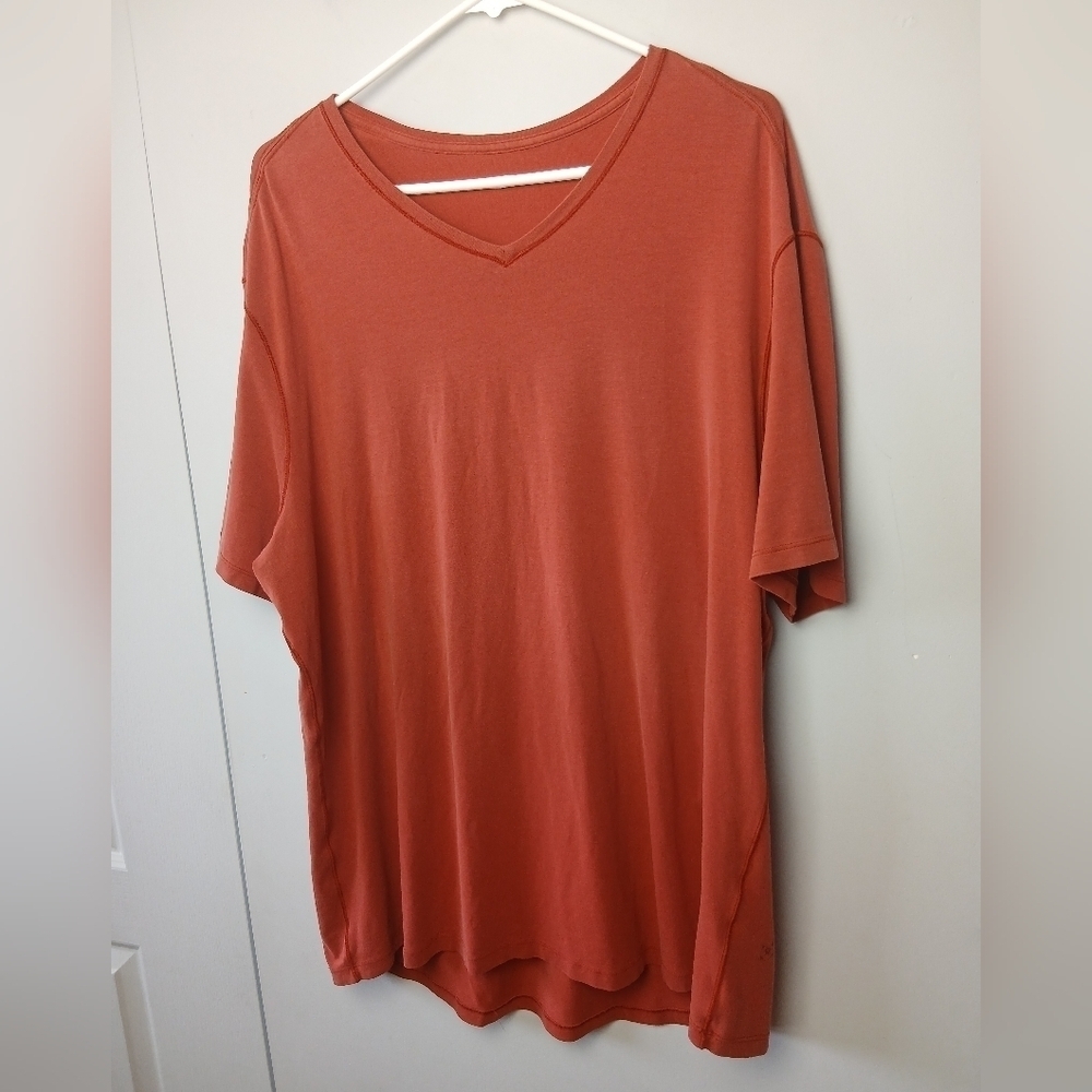 LULULEMON Red Orange V Neck Tee Shirt Men No Size Tag (XXL) See Measures